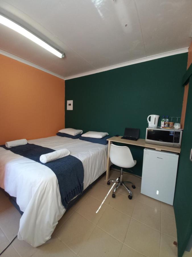 28 At Van Den Bos International Guesthouse Edenvale Zewnętrze zdjęcie