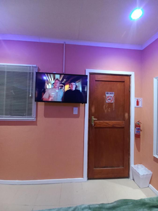 28 At Van Den Bos International Guesthouse Edenvale Zewnętrze zdjęcie